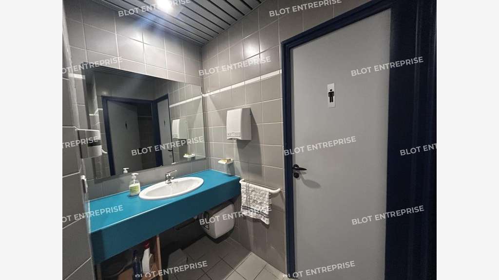 À vendre bureaux 91m² RDC à Carquefou 