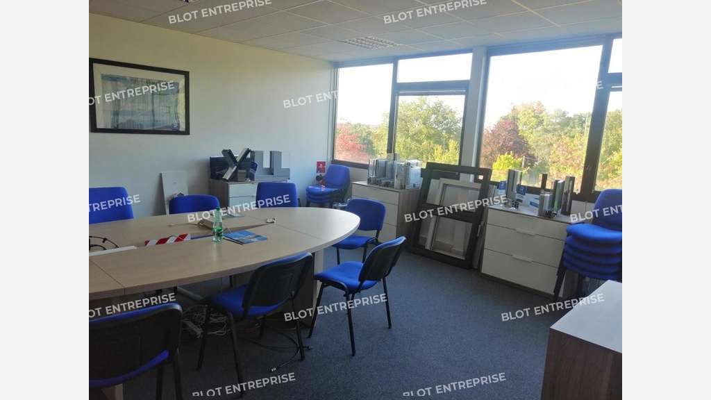 A louer bureaux 314m² à Carquefou La Fleuriaye