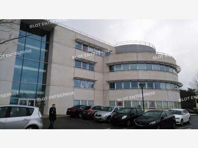 A louer bureaux 110m² Carquefou Parc la Fleuriaye