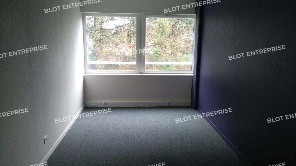 A louer bureaux 110m² Carquefou Parc la Fleuriaye