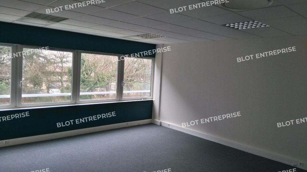 A louer bureaux 110m² Carquefou Parc la Fleuriaye