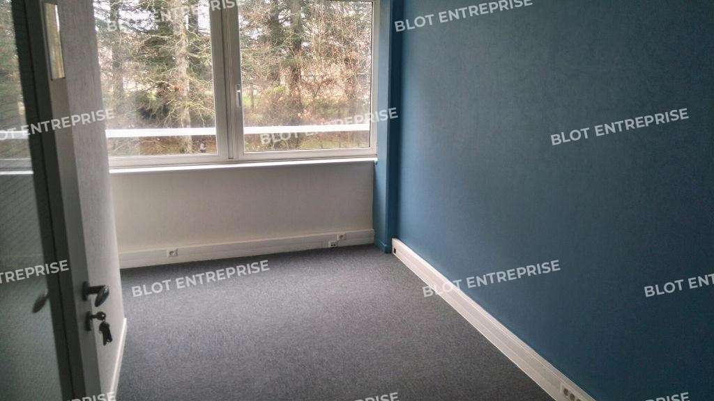 A louer bureaux 110m² Carquefou Parc la Fleuriaye