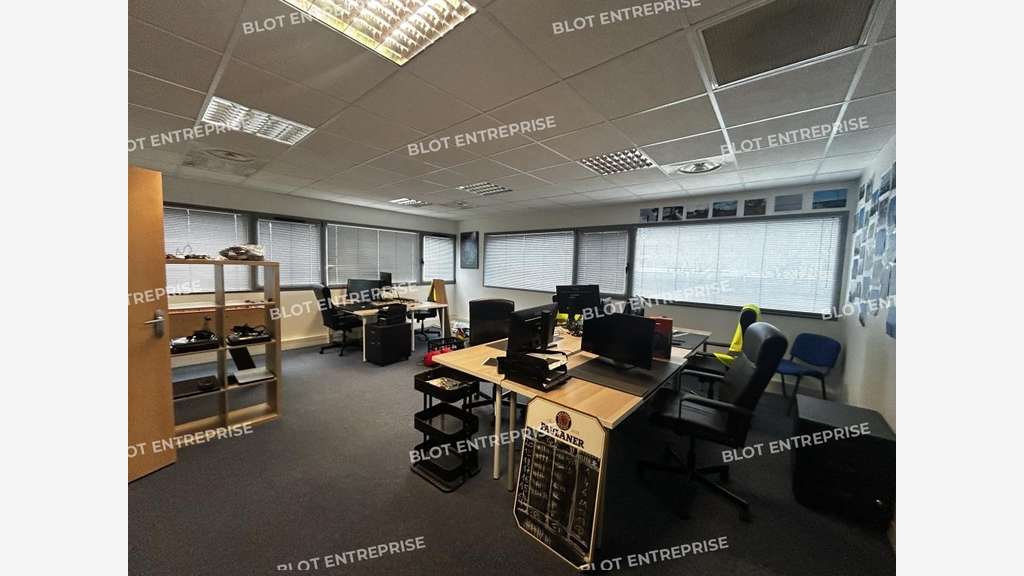 Bureaux 140m² à Carquefou La Fleuriaye