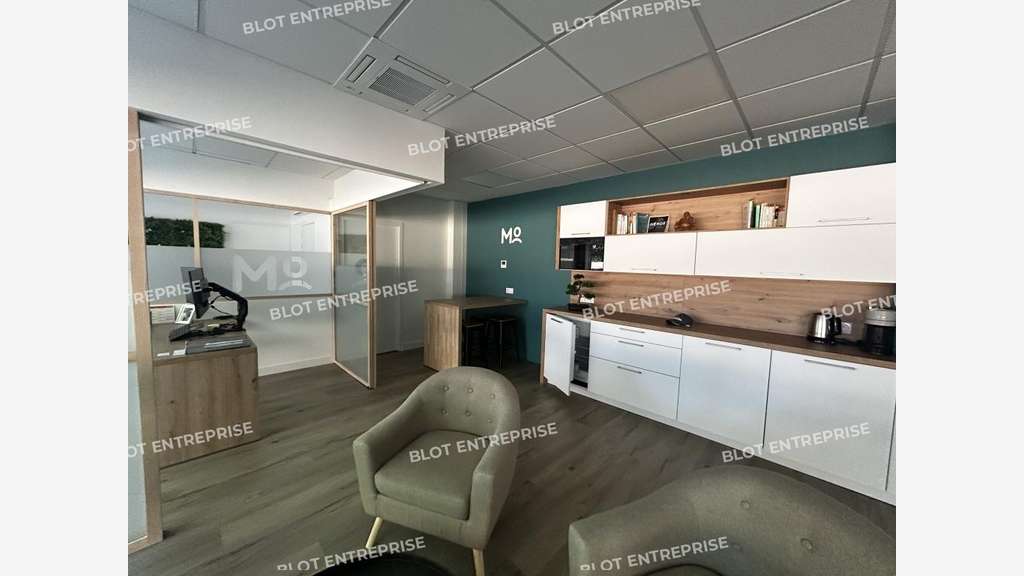 A louer bureaux 75m² à Carquefou