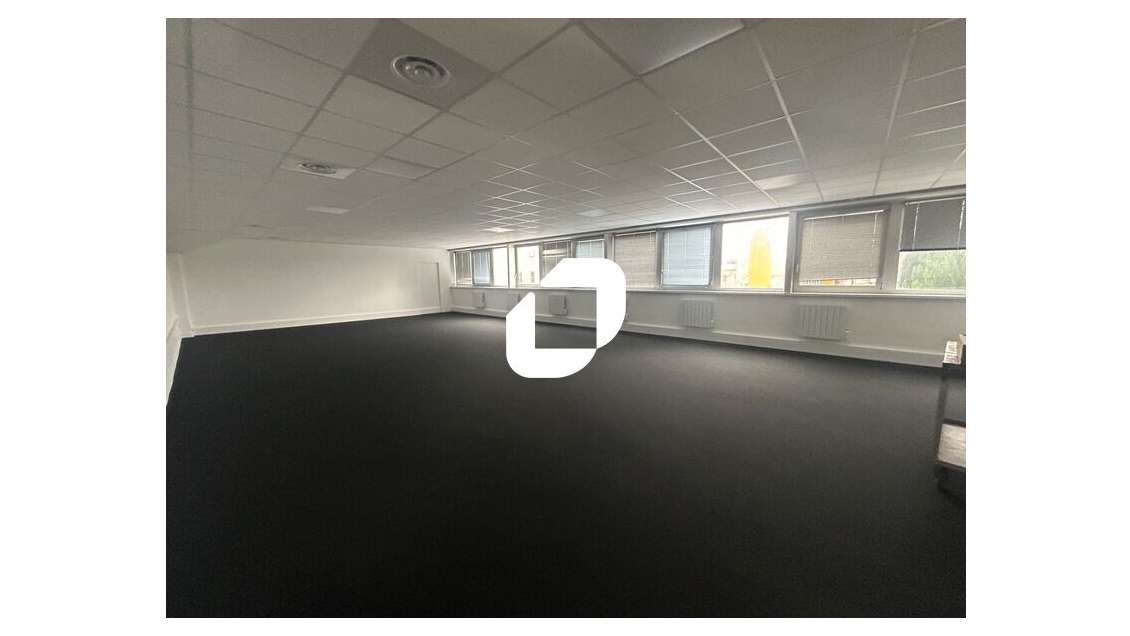 A louer Bureaux 100m² Carrieres sur seine