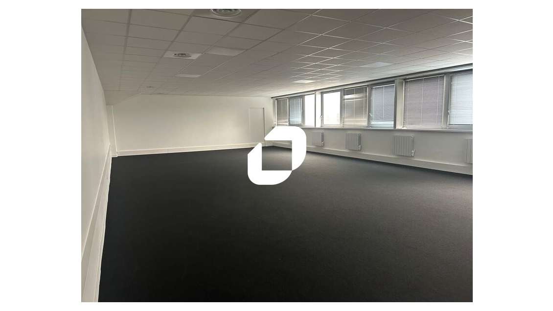 A louer Bureaux 185m² Carrieres sur seine