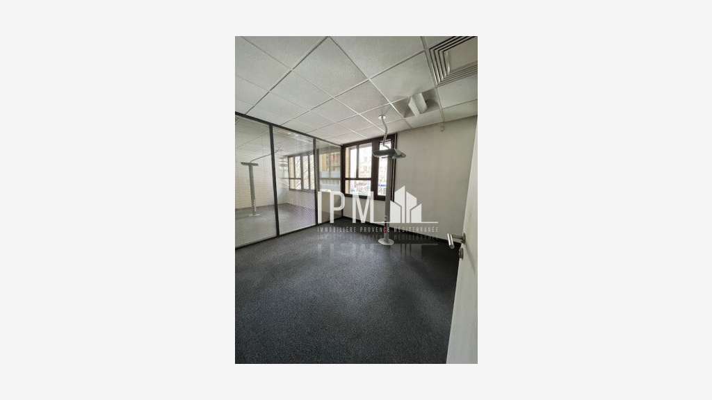 Bureaux 570m² à louer Castellane 13006