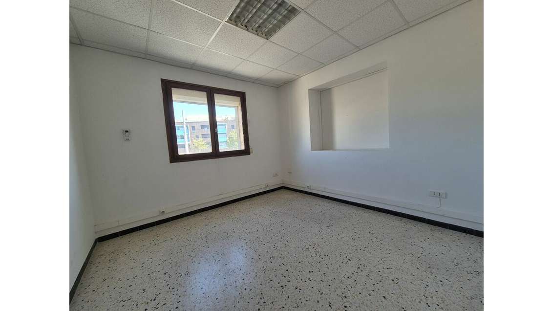Bureaux 38m² R+1 à louer à Castelnau-le-Lez