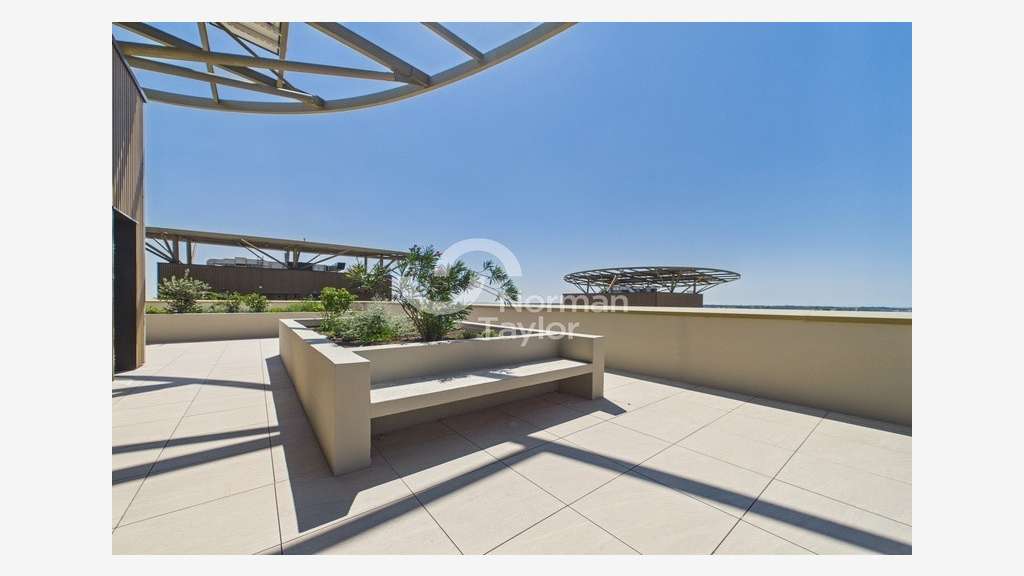 Bureaux 105m² à louer à Castelnau-le-Lez
