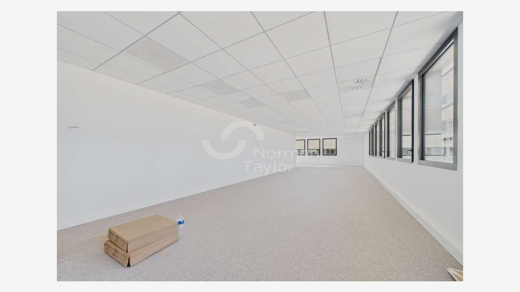 Bureaux 105m² à louer à Castelnau-le-Lez