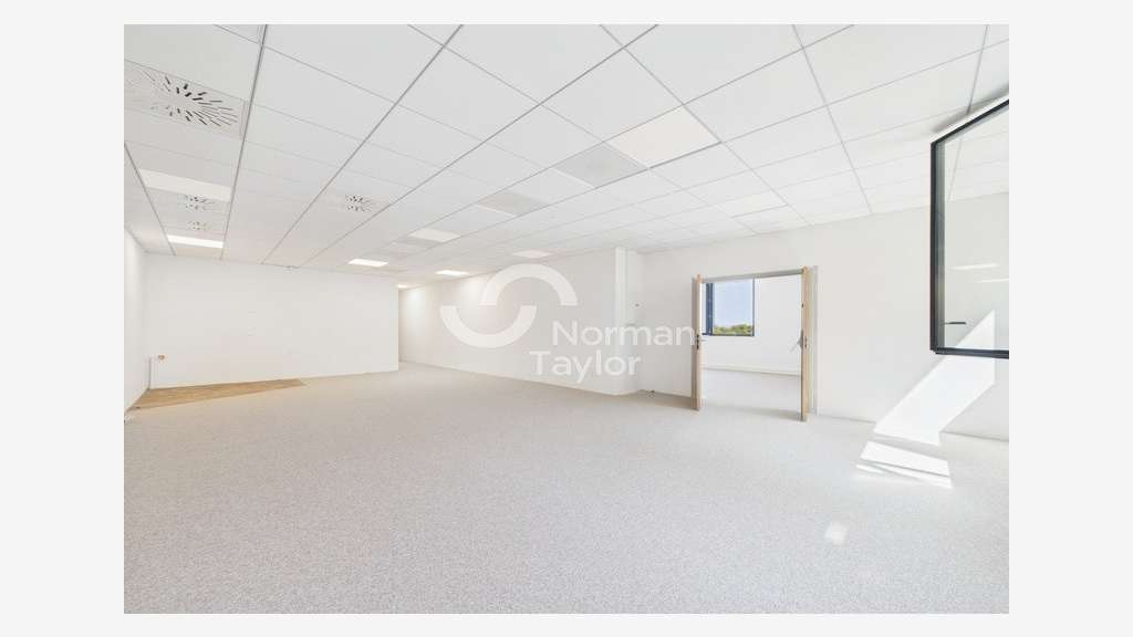 BUREAUX à louer dans le 34