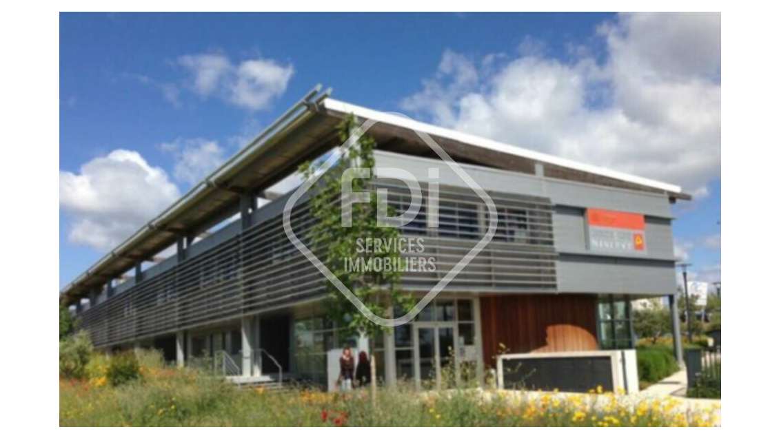 Bureaux 51m² R+1 à louer à Castries Via Domitia