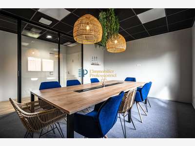 A louer bureaux de 200m² à Caudan Kerpont