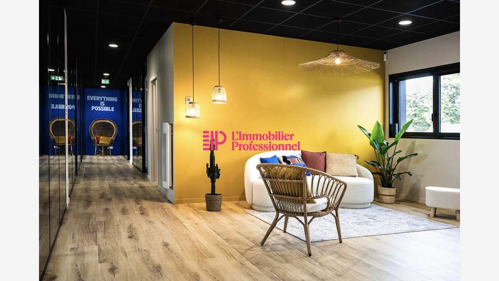 A louer bureaux de 200m² à Caudan Kerpont