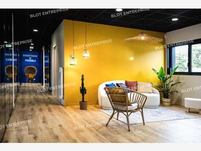 A louer bureaux de 193m² à Caudan Zone de Kerpont