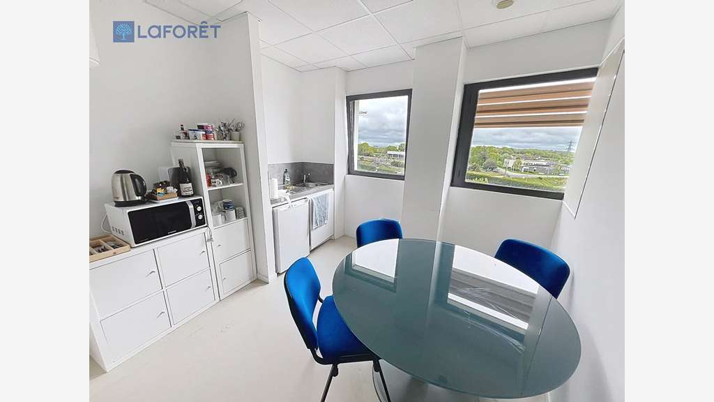 A louer bureaux 89m² R+3 à Caudan