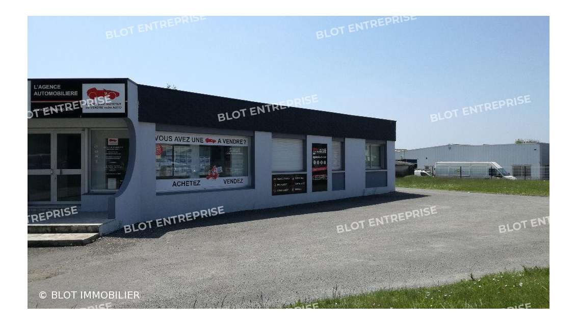 A louer bureaux 60m² proche voie express à Caudan