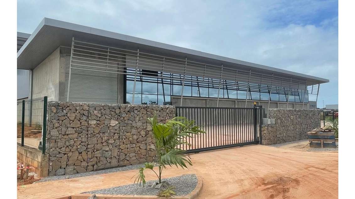 A louer bureaux de 170m² en za Collery à Cayenne 