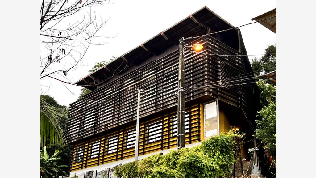 A louer bureaux climatisés 160m² à Cayenne