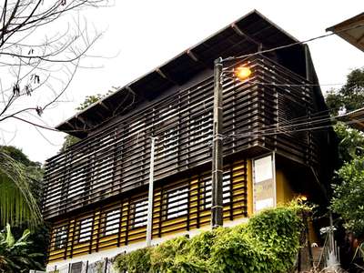 A louer bureaux climatisés 160m² à Cayenne