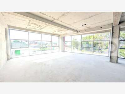 A louer bureaux 191m² Cayenne empl stratégique