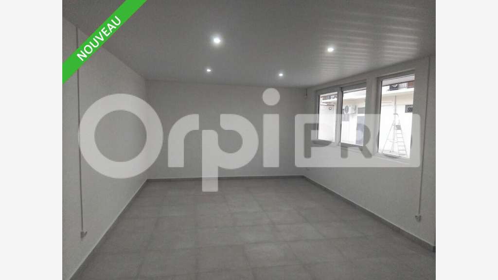 Local commercial 58m² à louer à Cayenne