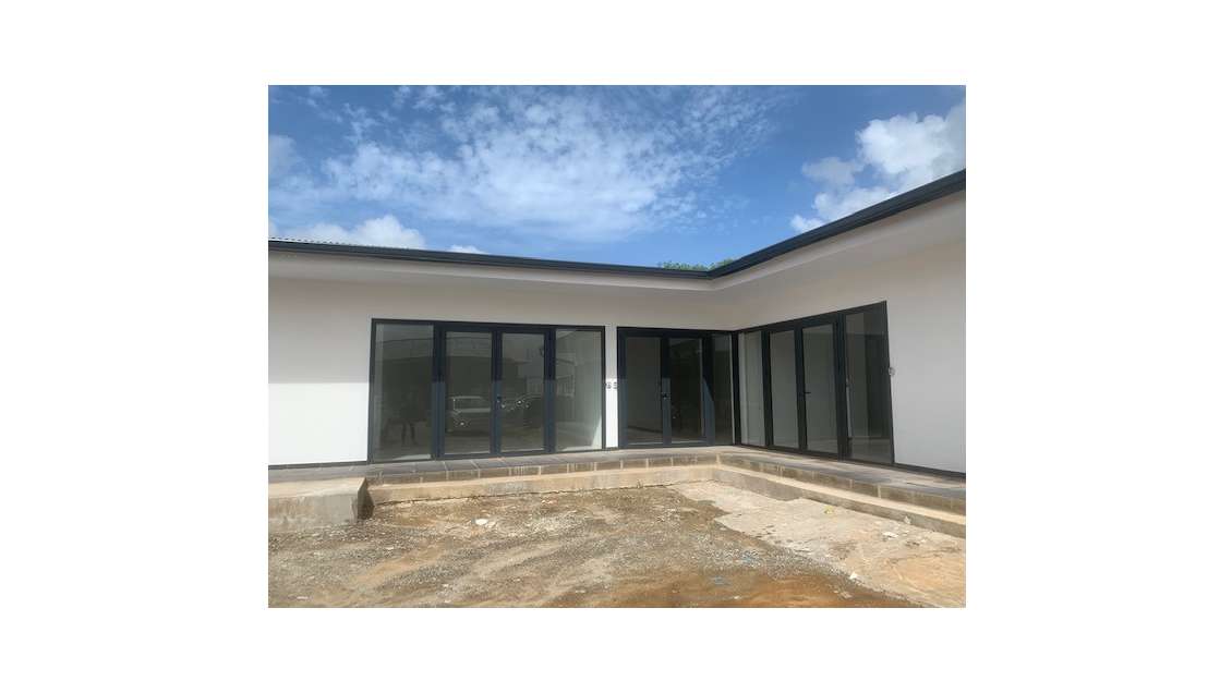 A louer bureaux 62m² dans zone Collery à Cayenne 