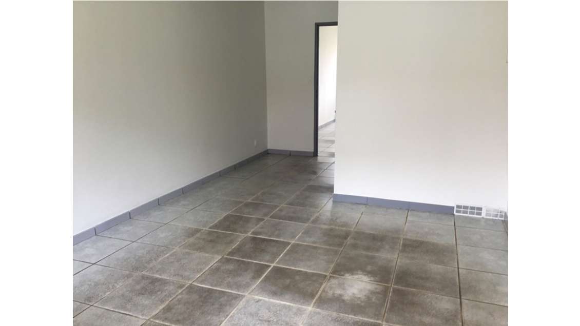 A louer bureaux 37m² à Cayenne rte de la Madeleine