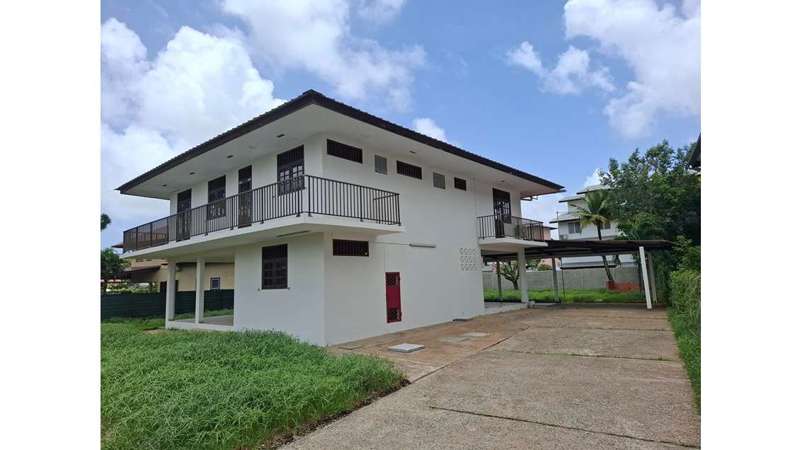 A louer bureaux de 150m² ZAC Hibiscus à Cayenne