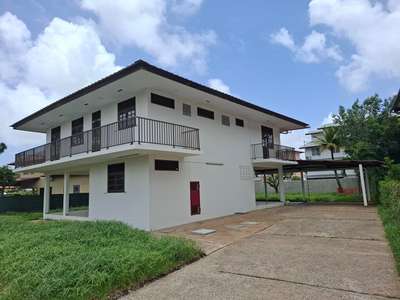 A louer bureaux de 150m² ZAC Hibiscus à Cayenne