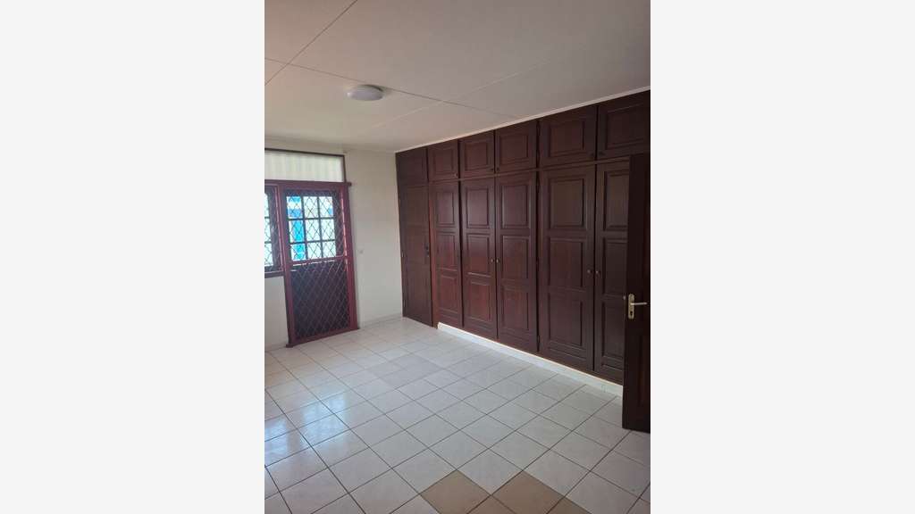 A louer bureaux de 150m² ZAC Hibiscus à Cayenne