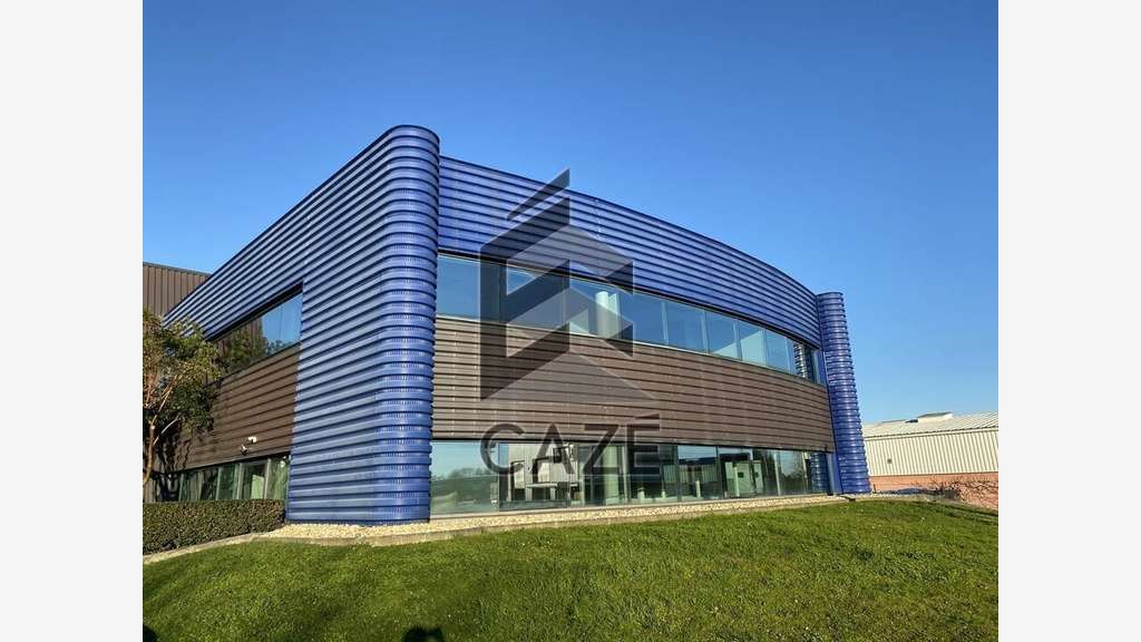 Bureaux 158m² RDC à louer à Cenon