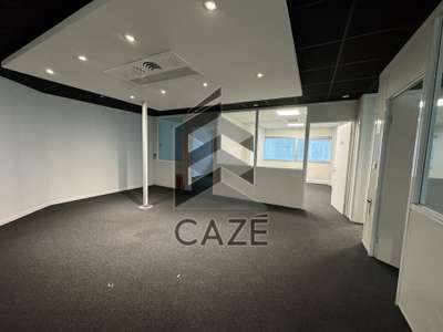 Bureaux 158m² RDC à louer à Cenon 