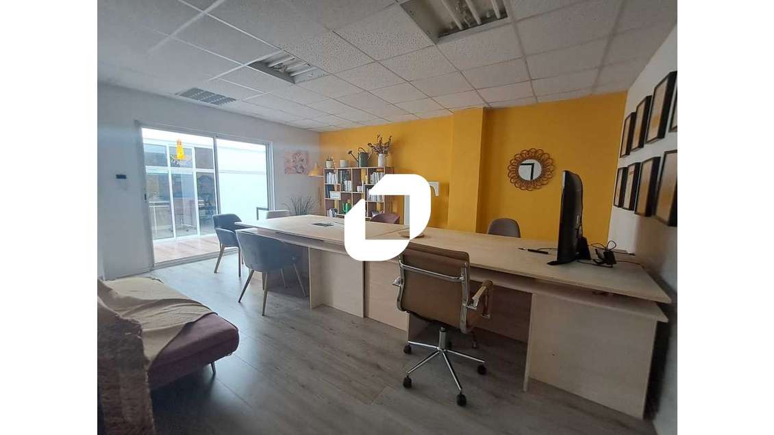 A louer Bureaux 609m² Cenon