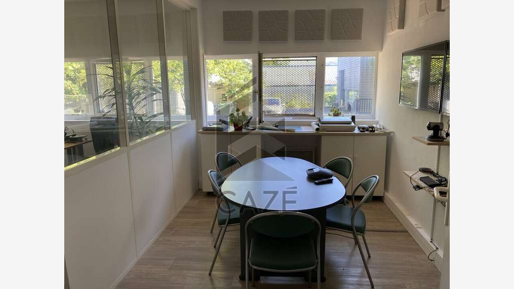 Bureaux 60m² à louer prox rocade sortie 25 Cenon