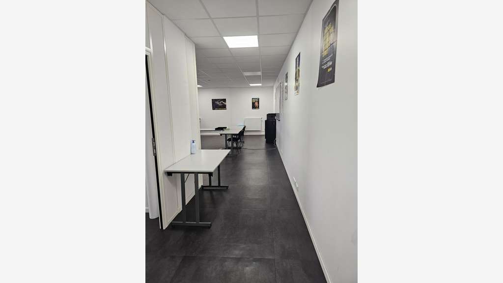 Bureau 115m² en étage avec ascenseur à Cergy