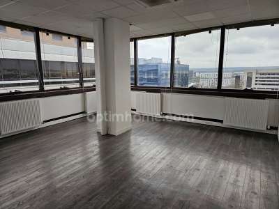 Location Bureaux à Cergy