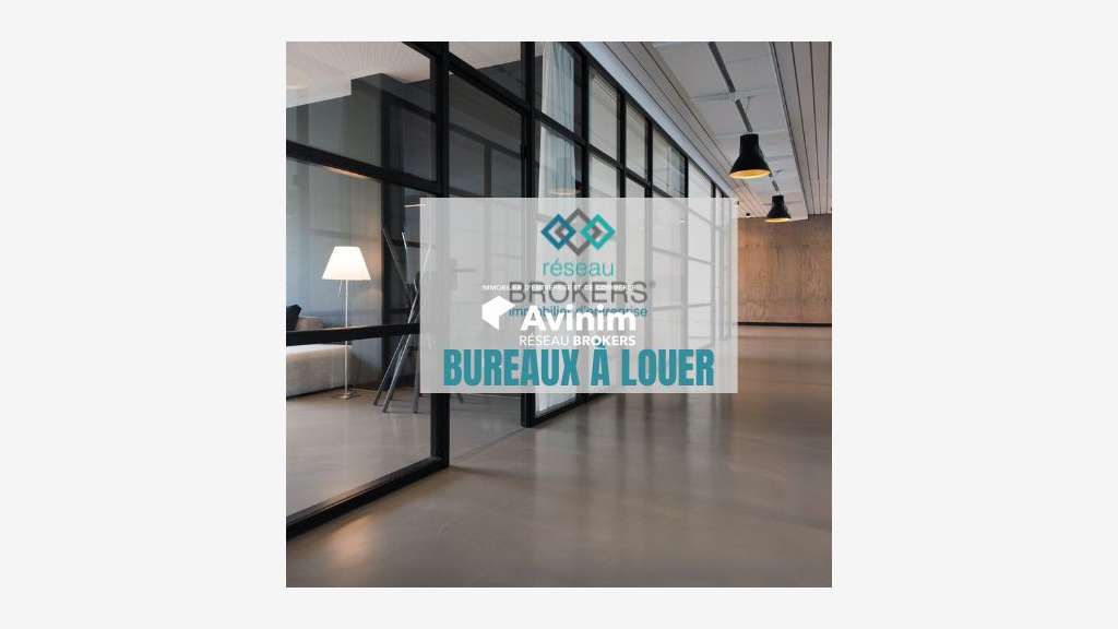 Bureaux fonctionnels 805m² RDC + 10 pl²ces à Cergy