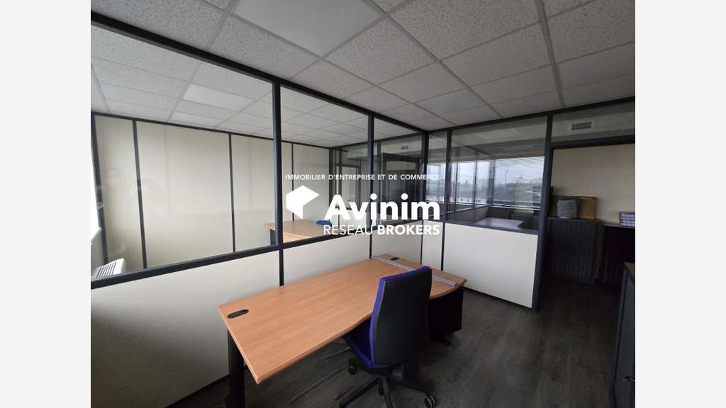 A louer bureaux 117m² Cergy Préfecture LE MERCURY