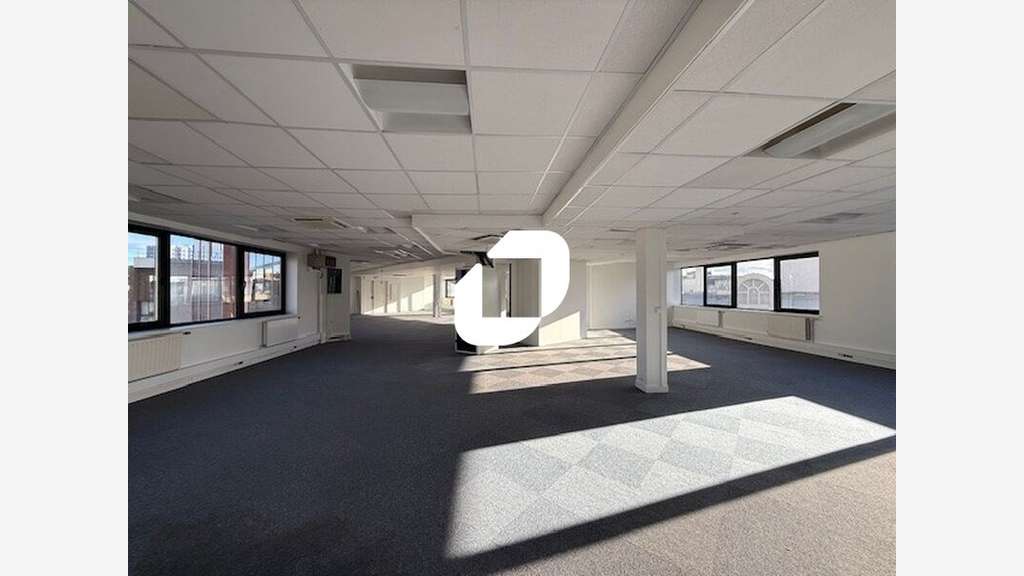 A louer Bureaux 412m² Cergy