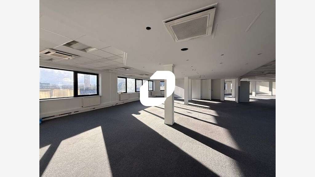 A louer Bureaux 412m² Cergy