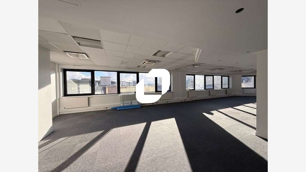 A louer Bureaux 412m² Cergy