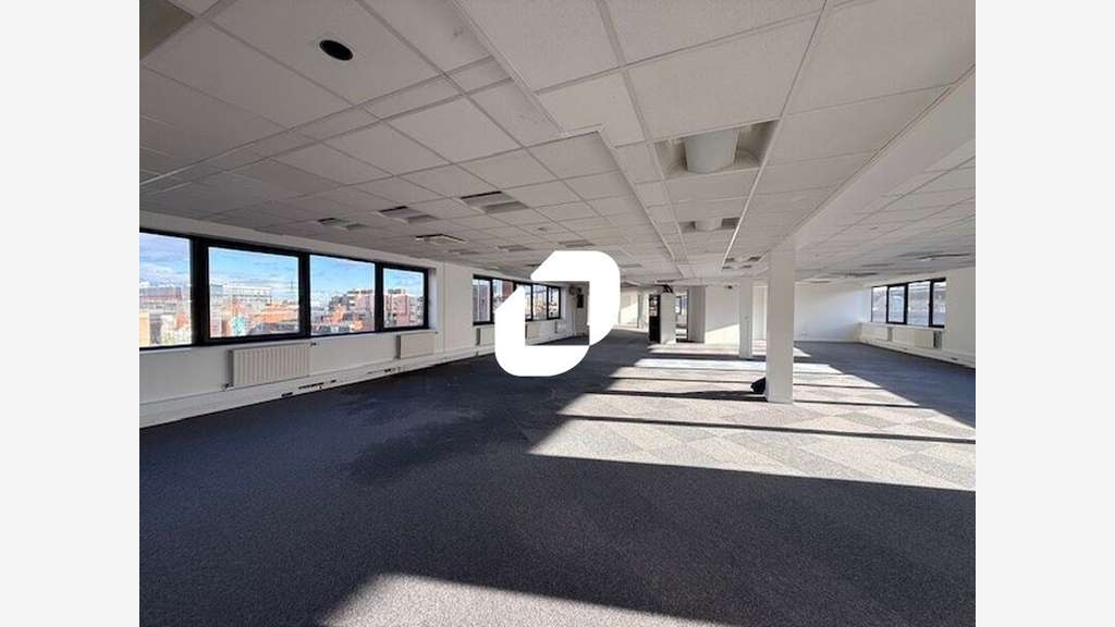 A louer Bureaux 412m² Cergy