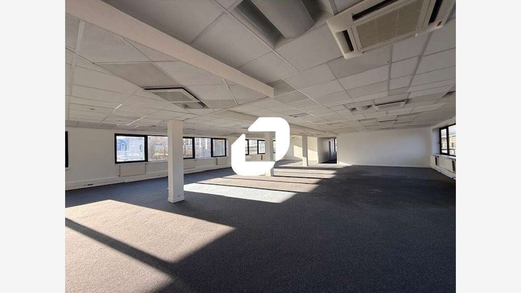 A louer Bureaux 412m² Cergy