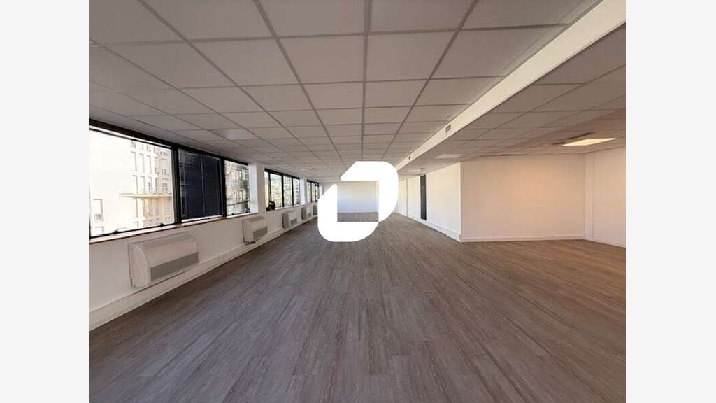 A louer Bureaux 397m² Cergy