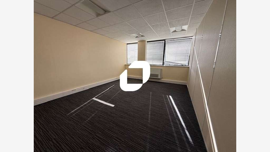 A louer Bureaux 678m² Cergy