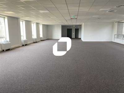 A louer Bureaux 860m² Cergy