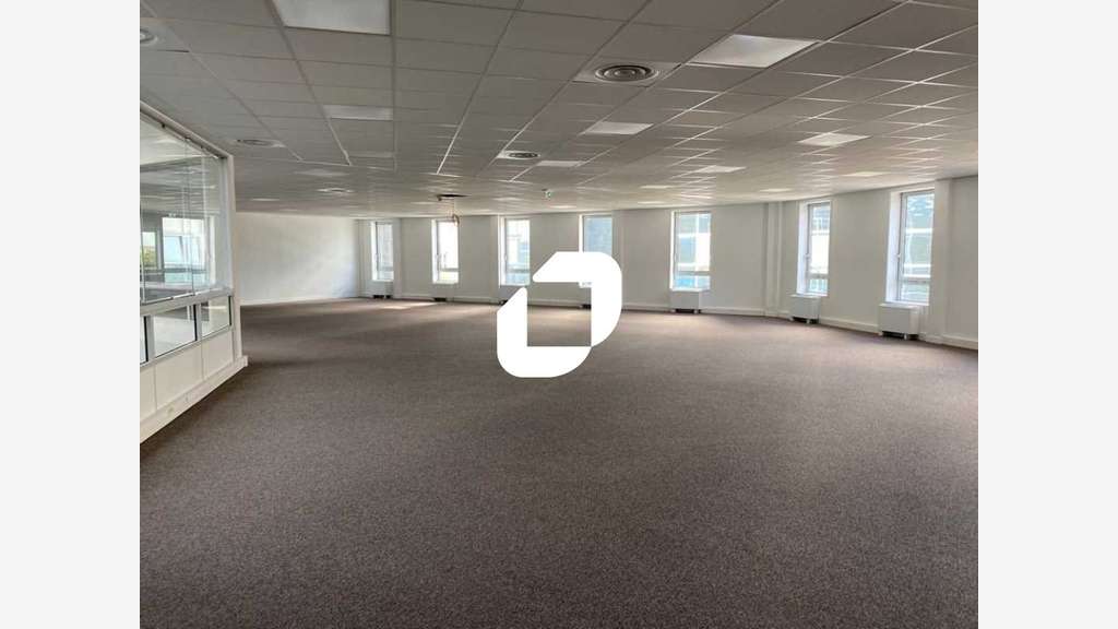 A louer Bureaux 447m² Cergy