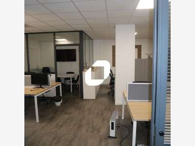 A louer Bureaux 98m² Cergy
