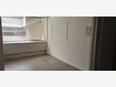 Bureau de 14m² à louer en étage à Cergy Préfecture